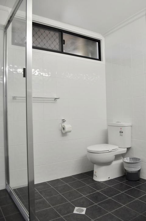 Alexandra Park Motor Inn - New South Wales Tourism  13