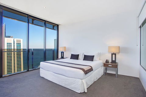 Mantra Circle On Cavill - New South Wales Tourism  9