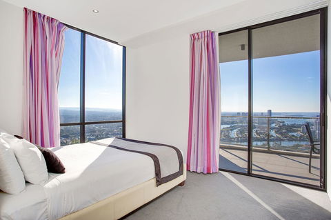 Mantra Circle On Cavill - New South Wales Tourism  7