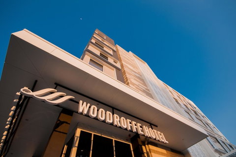 Woodroffe Hotel - New South Wales Tourism  19