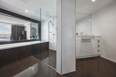 Novotel Surfers Paradise - New South Wales Tourism  20