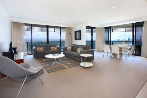 Luxury 3 Bedroom In Heart Of Broadbeach - New South Wales Tourism  3