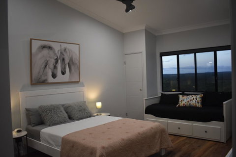 Ironbark House - New South Wales Tourism  1