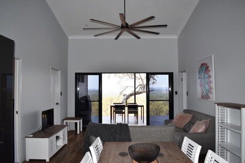 Ironbark House - New South Wales Tourism  30