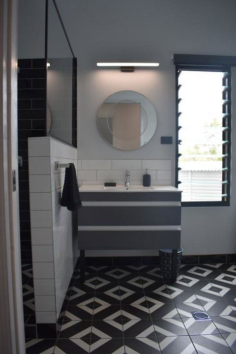 Ironbark House - New South Wales Tourism  13