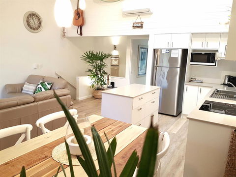 Noosa Village River Resort - New South Wales Tourism  1