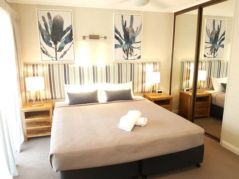Noosa Village River Resort - New South Wales Tourism  9