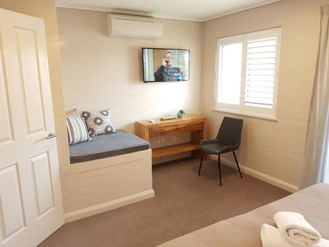 Noosa Village River Resort - New South Wales Tourism  12