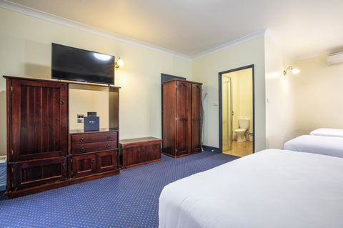 Nightcap At Atherton Hotel - New South Wales Tourism  15