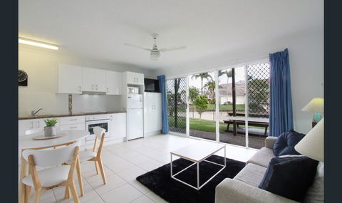 Bay Of Palms - New South Wales Tourism  22