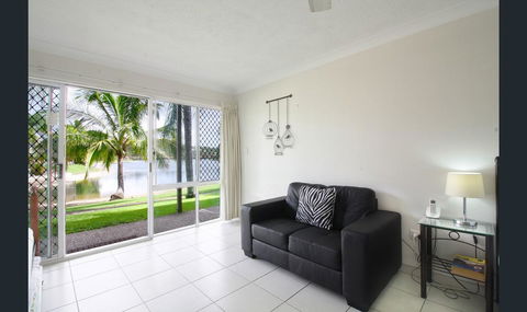 Bay Of Palms - New South Wales Tourism  2