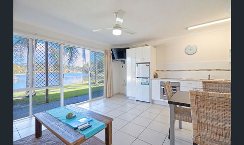 Bay Of Palms - New South Wales Tourism  4