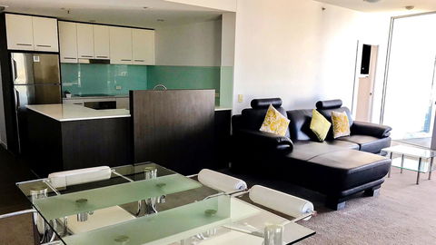 Oaks Townsville Gateway Suites - New South Wales Tourism  3