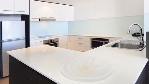 Oaks Townsville Gateway Suites - New South Wales Tourism  4
