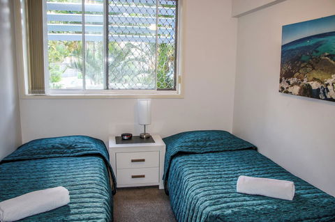 Surfers Beach Holiday Apartments - New South Wales Tourism  20
