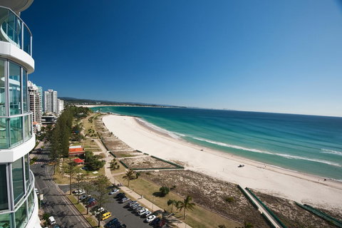 Reflection On The Sea - New South Wales Tourism  19