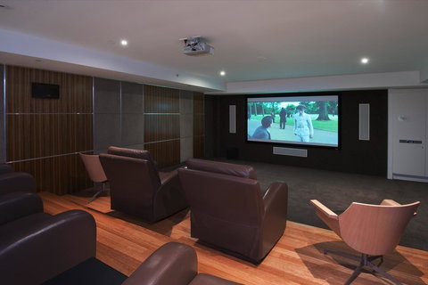 Reflection On The Sea - New South Wales Tourism  18