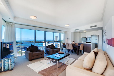 Reflection On The Sea - New South Wales Tourism  3