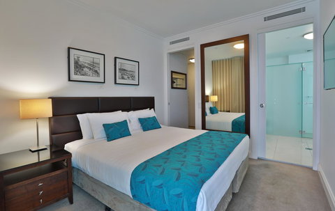 Reflection On The Sea - New South Wales Tourism  12