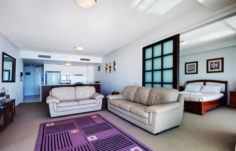 Reflection On The Sea - New South Wales Tourism  37