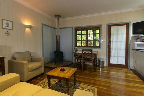 Allumbah Pocket Cottages - New South Wales Tourism  30