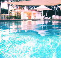 Waterfront Resort Villa with Buggy - New South Wales Tourism 