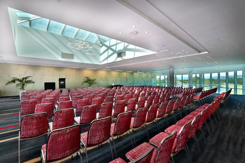 RACV Royal Pines Resort Gold Coast - New South Wales Tourism  35