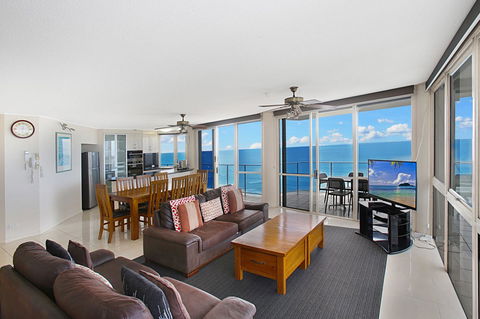 Catalina Resort - New South Wales Tourism  30