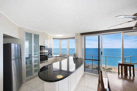 Catalina Resort - New South Wales Tourism  31