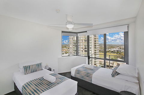 Catalina Resort - New South Wales Tourism  27