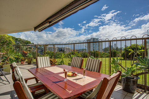 Gemini Court Holiday Apartments - New South Wales Tourism  3