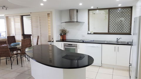 Gemini Court Holiday Apartments - New South Wales Tourism  18
