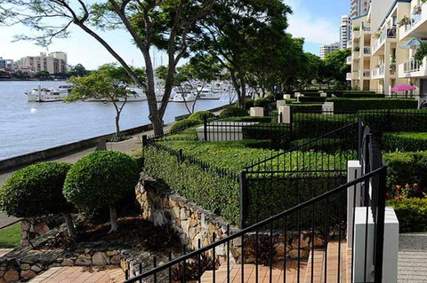 Bridgewater Terraces - New South Wales Tourism  16