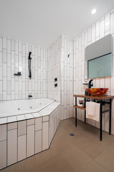 The Constance Fortitude Valley - New South Wales Tourism  7