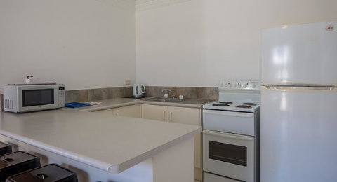 Bilinga Beach Motel - New South Wales Tourism  44