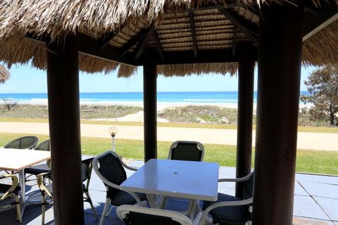 Bilinga Beach Motel - New South Wales Tourism  17