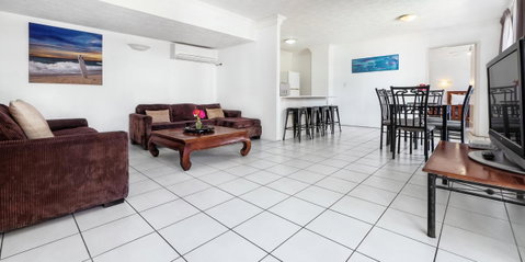 Bilinga Beach Motel - New South Wales Tourism  42