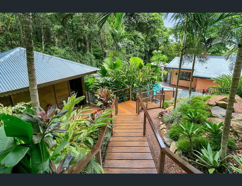 Cairns Rainforest Retreat - New South Wales Tourism  7