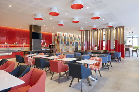 Holiday Inn Express Brisbane Central, An IHG Hotel - New South Wales Tourism  24
