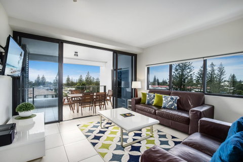 Ultra Broadbeach - New South Wales Tourism  11
