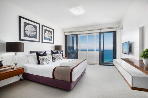Ultra Broadbeach - New South Wales Tourism  18
