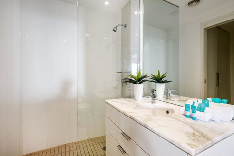 Ultra Broadbeach - New South Wales Tourism  29