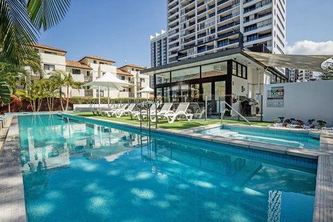 Ultra Broadbeach - New South Wales Tourism  4