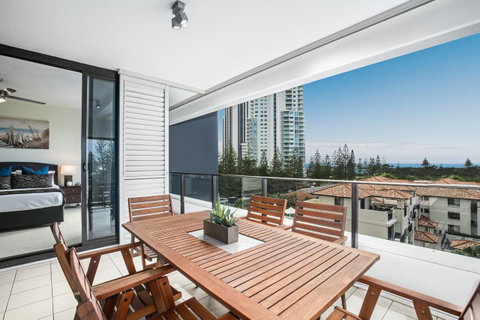 Ultra Broadbeach - New South Wales Tourism  6
