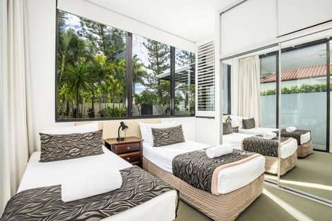 Ultra Broadbeach - New South Wales Tourism  21