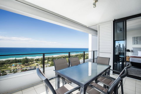 Ultra Broadbeach - New South Wales Tourism  32