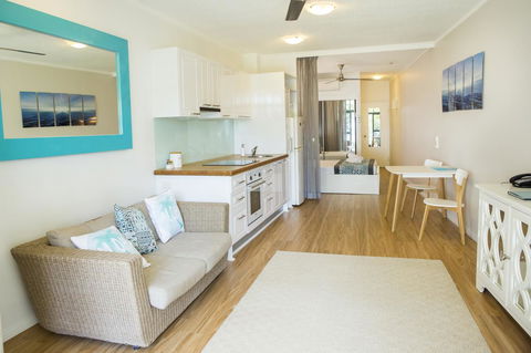 Amaroo At Trinity - New South Wales Tourism  22