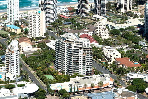 The Meriton Apartments On Main Beach - New South Wales Tourism  26