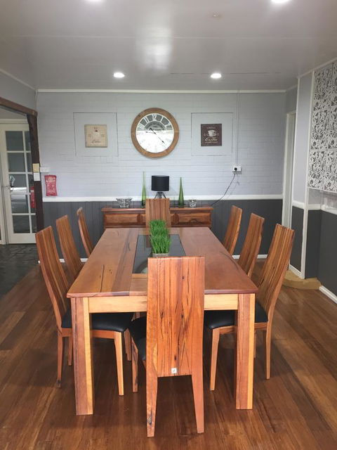 Malanda Manor Guesthouse - New South Wales Tourism  14