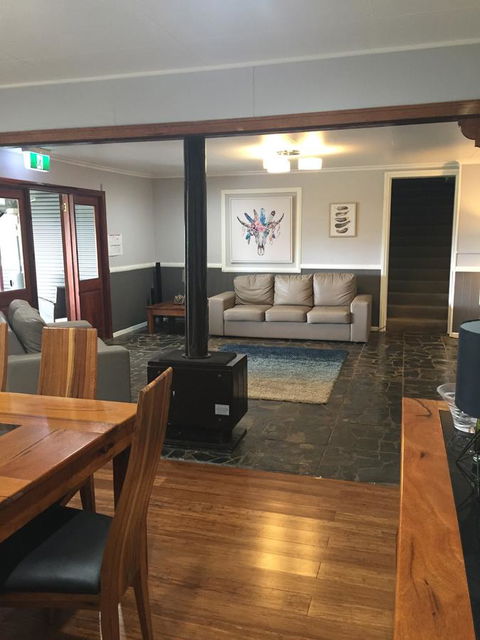 Malanda Manor Guesthouse - New South Wales Tourism  26